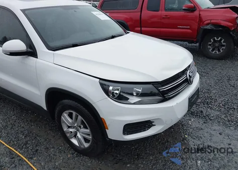 2013 Volkswagen Tiguan S z USA, uszkodzony, nr VIN WVGAV7AX1DW533810